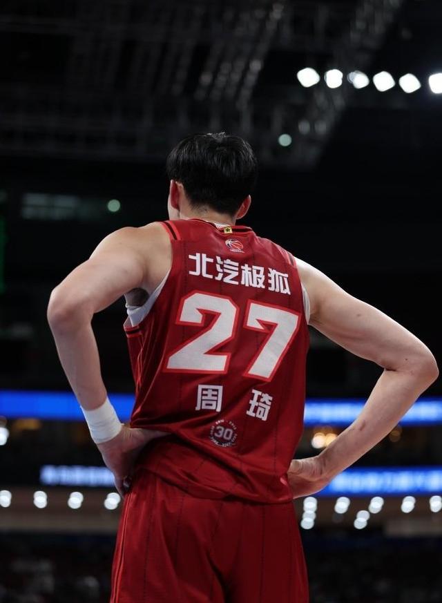 关于周琦15分首钢惜败广厦姜伟泽16分吉林胜福建的信息