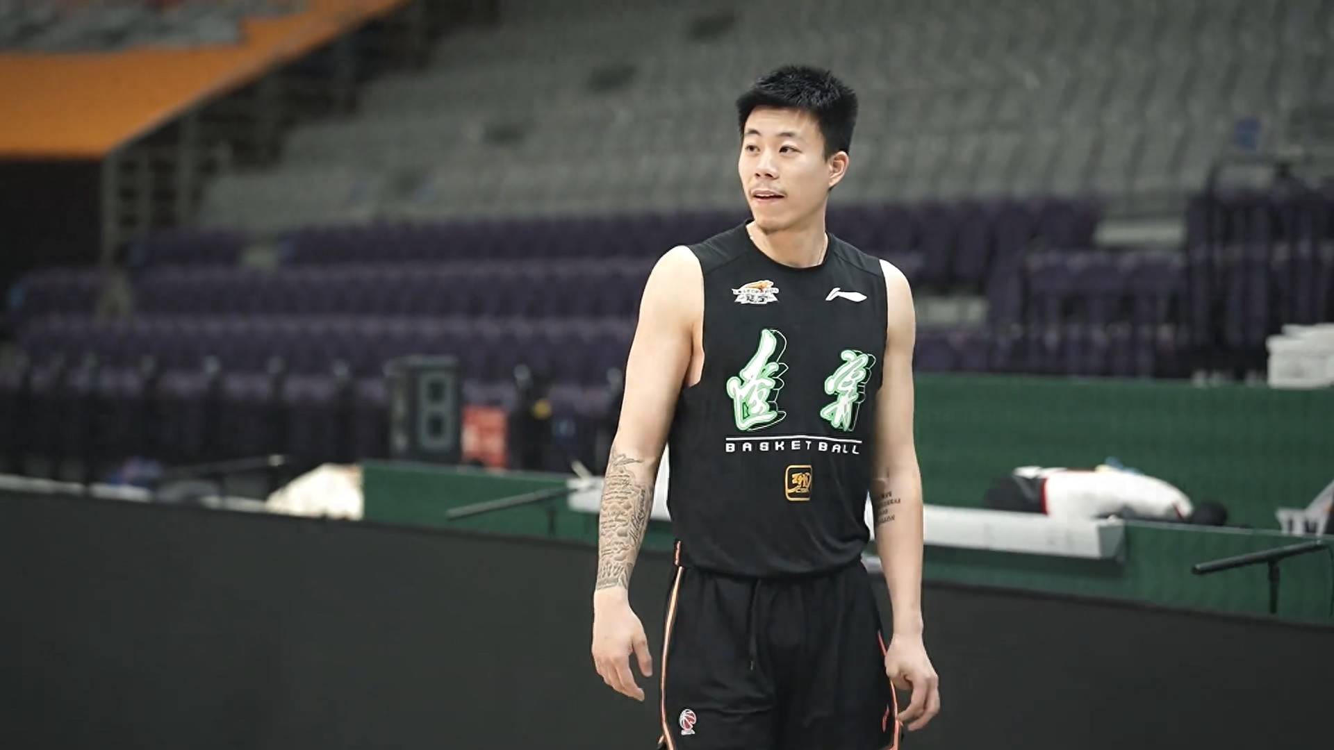 关于张镇麟陈旧性伤病复发离开国家队返回俱乐部康复的信息