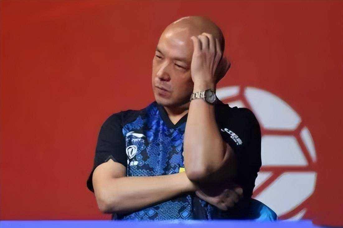 曼联对卡雷拉斯的培养计划不对，他有能力接替肖(曼联卡姐是谁)