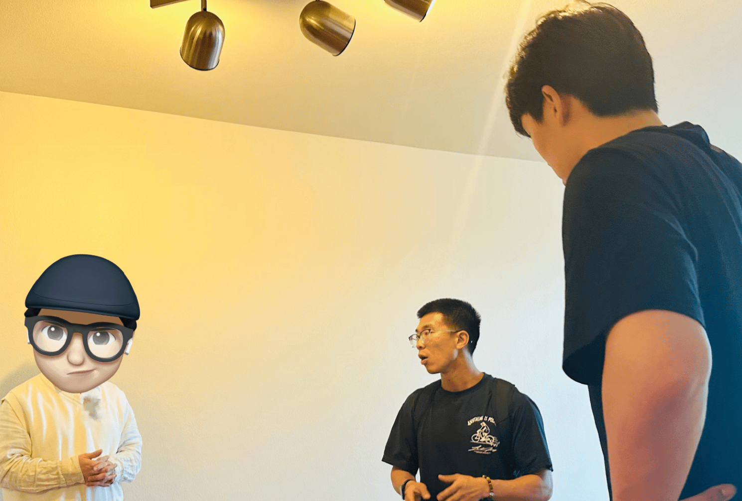 安博体育-小卡连线杨瀚森笑容满面：传授经验相约练球的简单介绍